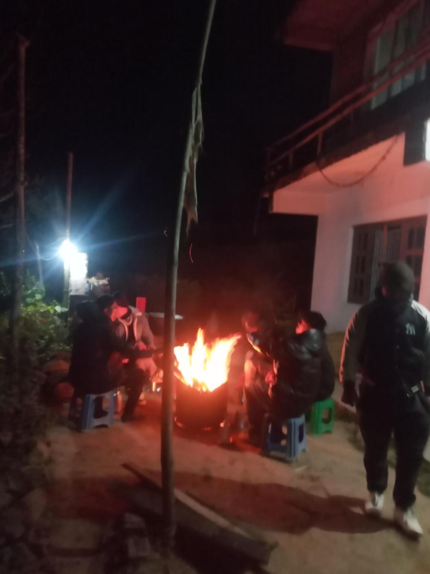 Unique Point Home Stay Nagarkot Exterior photo
